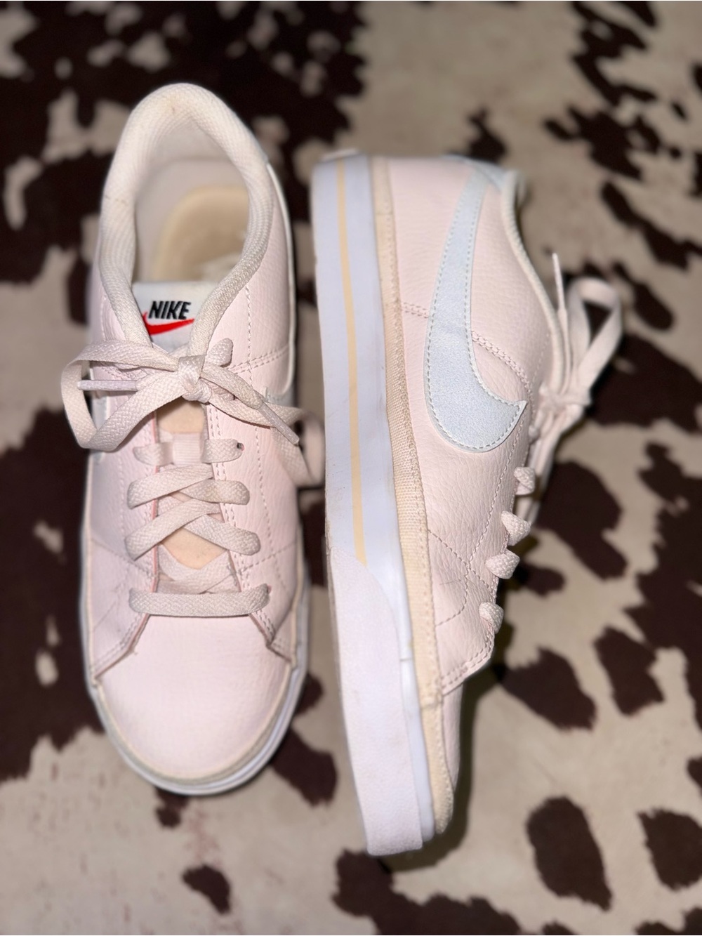 Nike (8.5) Light Pink Court Legacy Sneakers